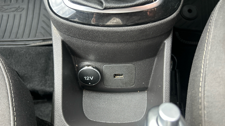 Ford Fiesta 1.0 EcoBoost Titanium 5dr Petrol Hatchback